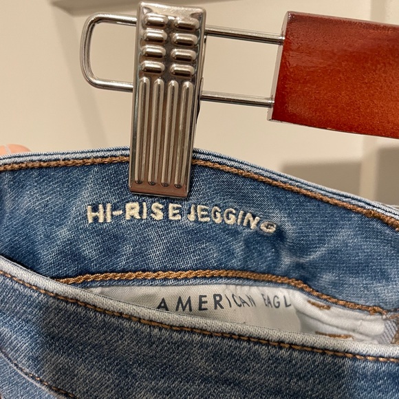 Never Worn American Eagle Hi-Rise Jeggings - Size 6 Regular - Picture 4 of 4